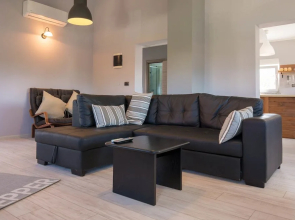 Apartments with pool 992