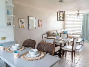 Coral 17 Costa Brava Condo, Pool, 5 Min From Beach