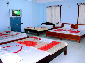 Queen3 Hotel