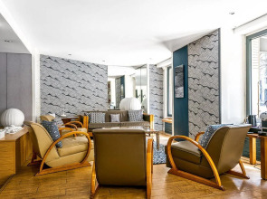 Etoile Park Hotel