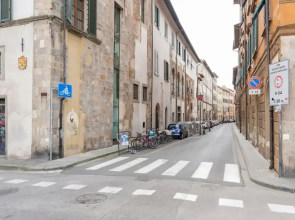 Luxury Tower House in the Heart of Pisa