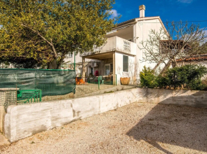 Nice Apartment in Skrpcici With Wifi and 3 Bedrooms