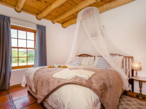 Country Cottage in the Overberg