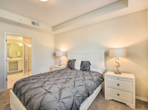 Resort Getaway w/ Patio: 6 Mi to Disney Parks!