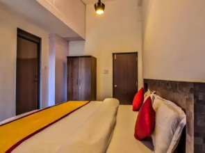 Amazing Baga River View 2BHK Apartment By Stay Over Home