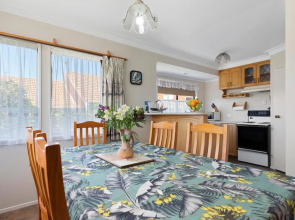 At The Mount - Mt Maunganui Holiday Home