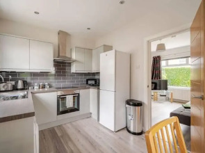 Ekaya Cozy Belfast With 2 Bedrooms