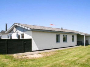 "Olaf" - 100m from the sea in NW Jutland