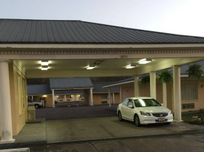 Greenwood Inn