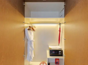 Qingfeng Garden Hotel