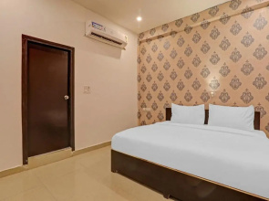Capital O 70967 Hotel Aditya Grand