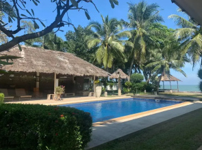 The Memory - 4 Bedrooms Beachfront Pool Villa
