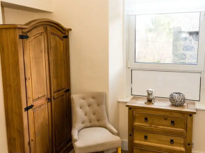 Silver City Apartments, Stylish 2 Bedroom Apartment