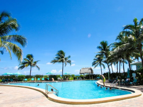 The Tides by MiaRentals