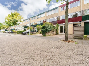 Cosy Apartment in Alkmaar with Balcony