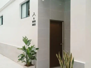 Dali Yixinyuan Hot Spring Homestay (Xiashankou Branch)