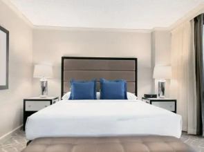 The Wynfrey Hotel