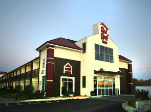 Countryside Suites Kansas City Independence I-70E Sports Complex Hotel