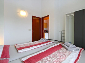 Apartment 1030