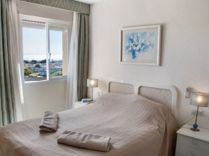 Apartment - 2 Bedrooms with Pool and WiFi - 107349