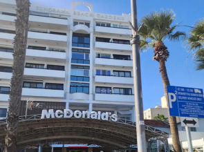 Merab Holidays Apartment Sunorama Beach Gardens 402