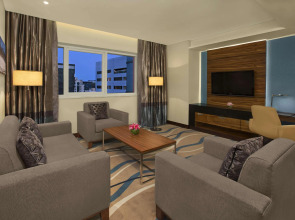 DoubleTree by Hilton Hotel and Residences Dubai Al Barsha