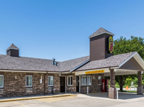 Relax Inn and Suite Adair I 80