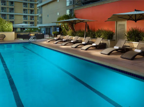 Omni Los Angeles Hotel at California Plaza