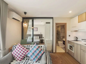 One bedroom Condo in Title V Condo 310