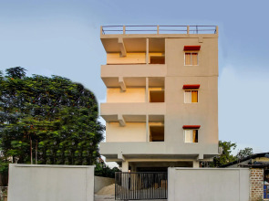 OYO Flagship 22252 Town & Country Inn