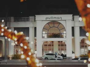 Pullman Cairns International