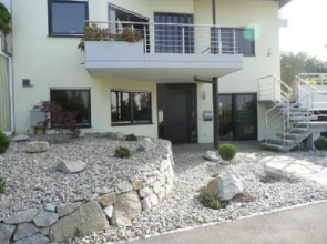 B&B + Ferienwohnung Familie Karle
