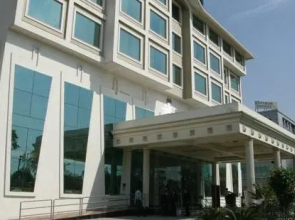 Comfort Inn Saffron Kiran