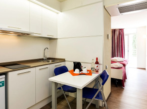 Aparthotel Esmeraldas