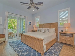 261 Seabreeze Ct - 4Br Home