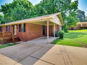 Mississippi Vacation Rental < 1 Mi to Ole Miss