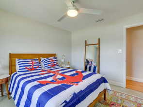 Palmetto Waterfront Vacation Rental w/ Boat Dock!