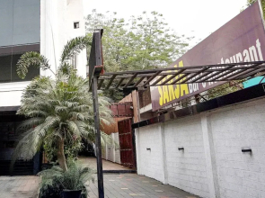 Fabhotel Sarja Sky