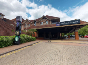 Village Hotel Swindon