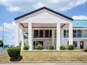 Econo Lodge Canton