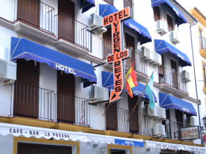 Hotel Virgen de los Reyes