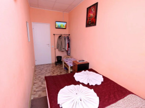 Krasny Kovrik na Pushkinskoy