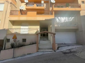 Kozani Hideaway for 2!