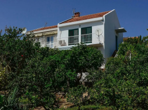 Holiday Home Lovište