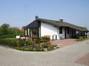 Thias J 3 With Winter Garden