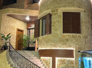 VillaRosa Luxury Boutique