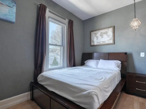 Centrally Located 2nd Floor Flat Garage & Balcony 3 Bedroom Duplex