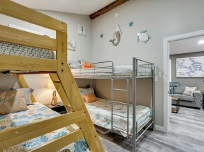 Lakefront Fun in Sunrise Beach! Pet-friendly Home!