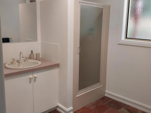 Roshnier Apartment