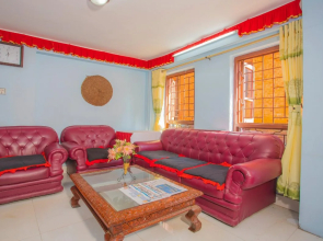 OYO 241 Nytapola View Guest House